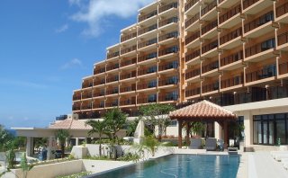 カフーリゾート　フチャクコンド・ホテル外観