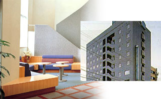 ドーミーイン蘇我ロビーと外観